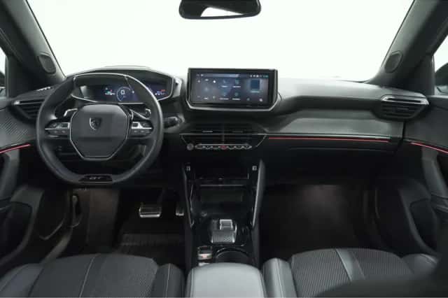 Peugeot 2008 (2025) thumbnail 2