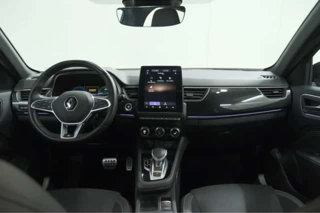 Renault Arkana (2023) thumbnail 2
