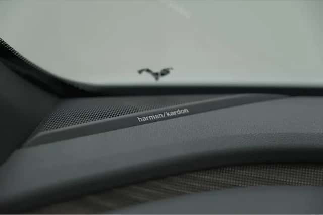 Renault Mégane E-Tech (2023) thumbnail 5