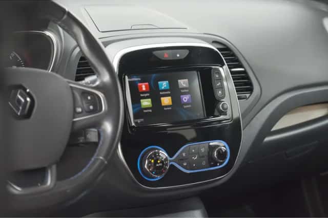 Renault Captur (2018) thumbnail 6