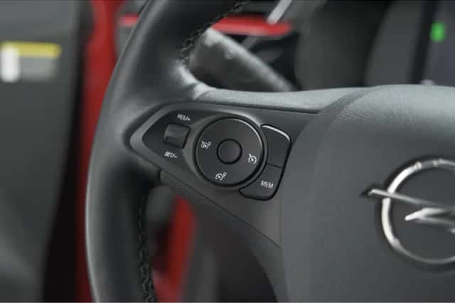 Opel Corsa (2022) thumbnail 3