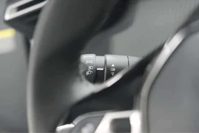 Peugeot 208 (2024) thumbnail 36