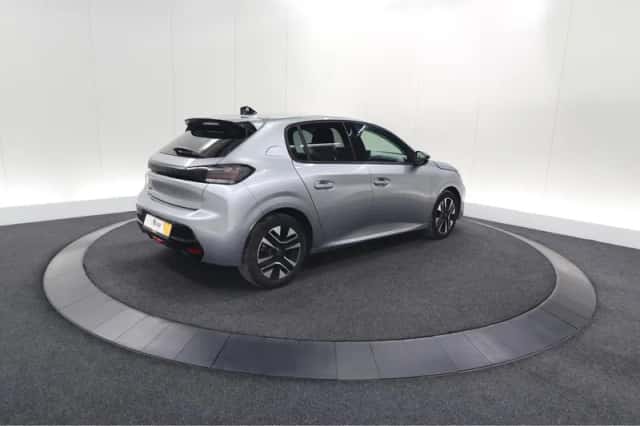 Peugeot 208 (2024) thumbnail 5