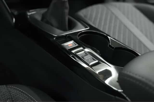 Peugeot 208 (2024) thumbnail 42