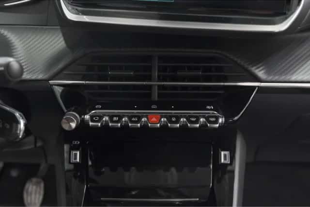 Peugeot 208 (2024) thumbnail 45