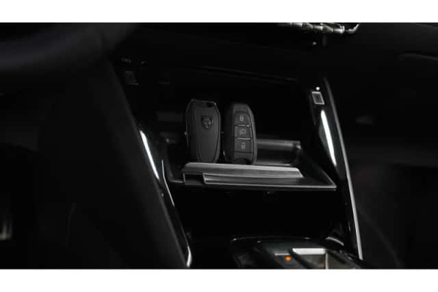 Peugeot 2008 (2024) thumbnail 14