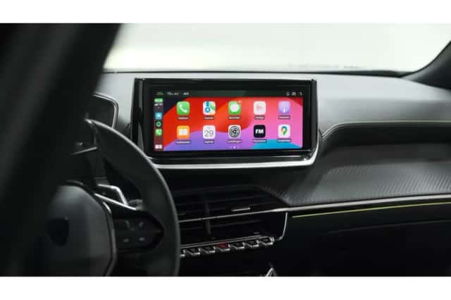 Peugeot 2008 (2024) thumbnail 3