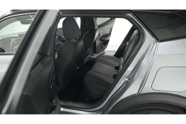Peugeot 2008 (2024) thumbnail 34