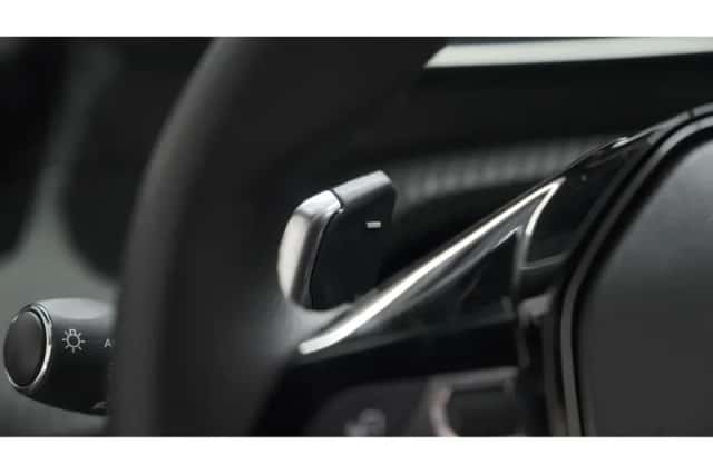 Peugeot 2008 (2024) thumbnail 39