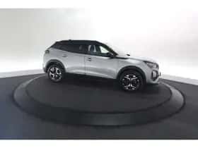 Peugeot 2008 (2024) thumbnail 8