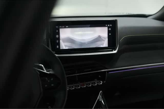 Peugeot 2008 (2024) thumbnail 18