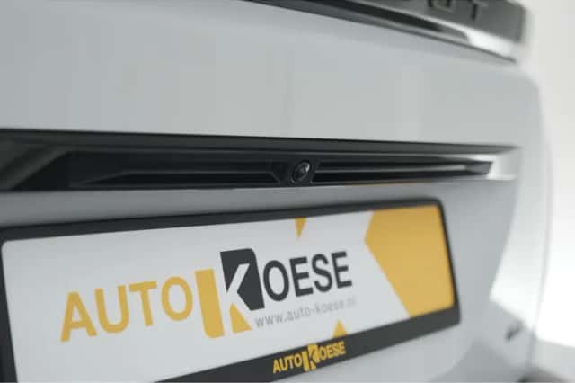 Peugeot 2008 (2024) thumbnail 4