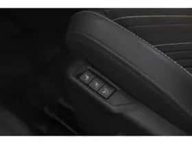 Peugeot 2008 (2024) thumbnail 33
