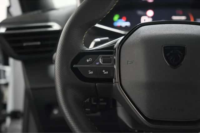 Peugeot 2008 (2024) thumbnail 43