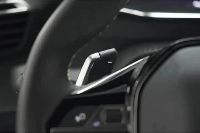 Peugeot 2008 (2024) thumbnail 45
