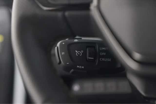 Peugeot 2008 (2024) thumbnail 47