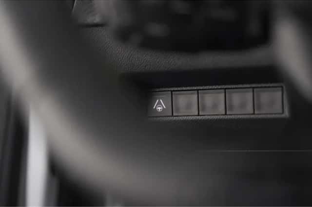 Peugeot 2008 (2024) thumbnail 49