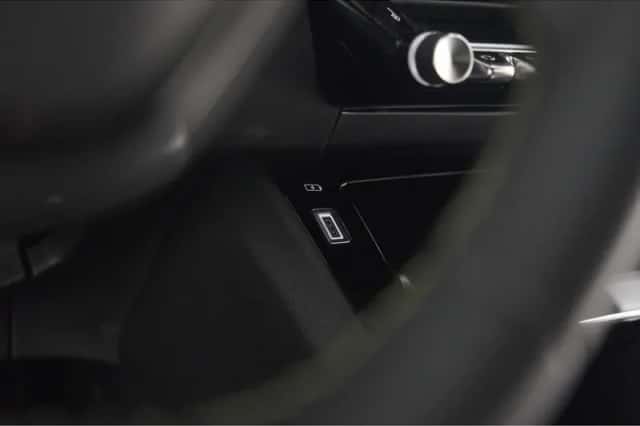 Peugeot 2008 (2024) thumbnail 55