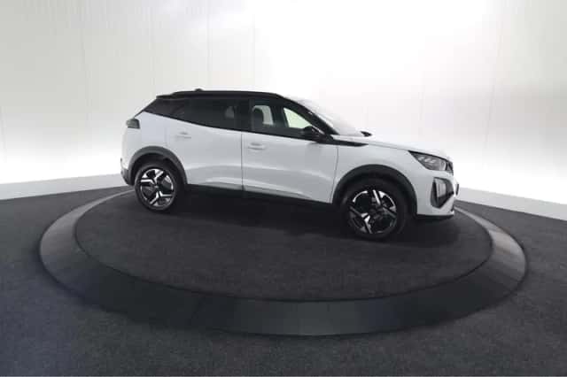 Peugeot 2008 (2024) thumbnail 8