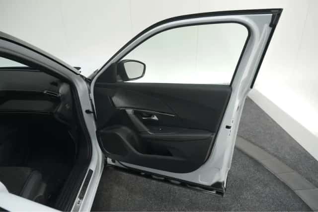 Peugeot 2008 (2024) thumbnail 74