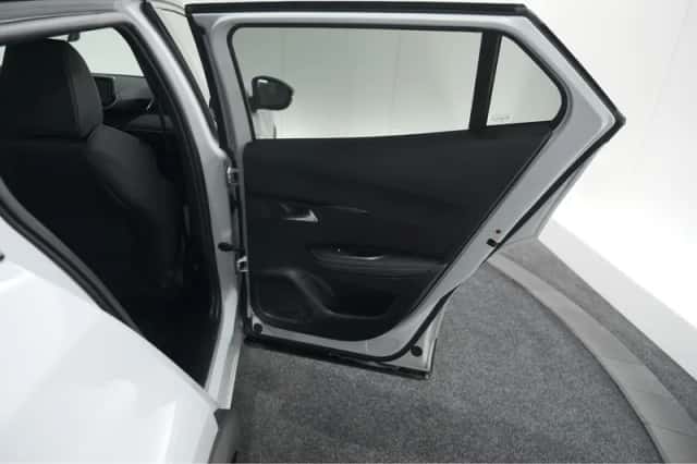Peugeot 2008 (2024) thumbnail 75