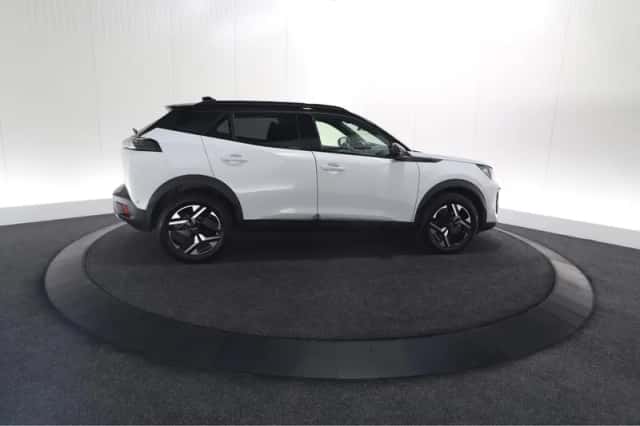 Peugeot 2008 (2024) thumbnail 9