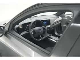 Opel Astra (2024) thumbnail 2