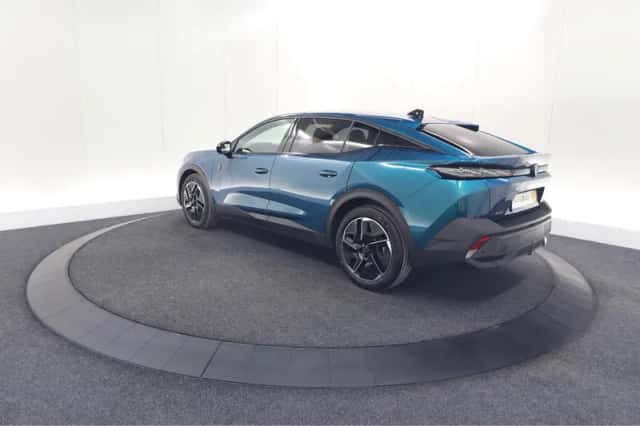 Peugeot 408 (2024) thumbnail 11