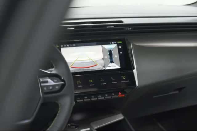 Peugeot 408 (2024) thumbnail 12