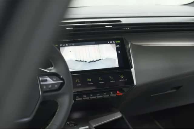 Peugeot 408 (2024) thumbnail 13
