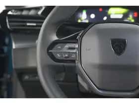 Peugeot 408 (2024) thumbnail 38