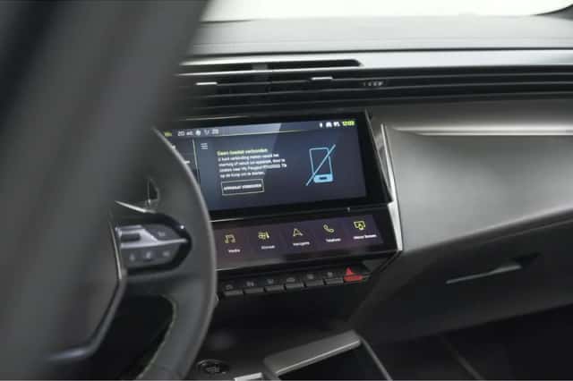 Peugeot 408 (2024) thumbnail 57