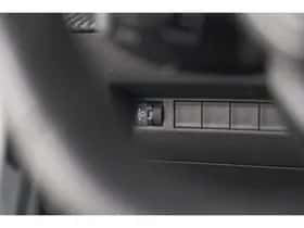 Peugeot 2008 (2024) thumbnail 36