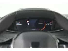 Peugeot 2008 (2024) thumbnail 37