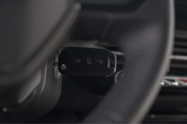 Peugeot 208 (2024) thumbnail 12