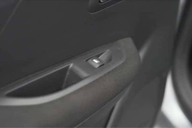 Peugeot 208 (2024) thumbnail 23