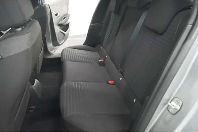 Peugeot 208 (2024) thumbnail 25