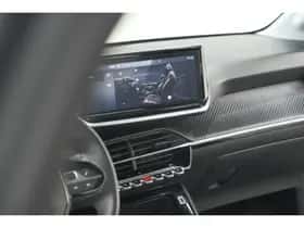 Peugeot 208 (2024) thumbnail 39