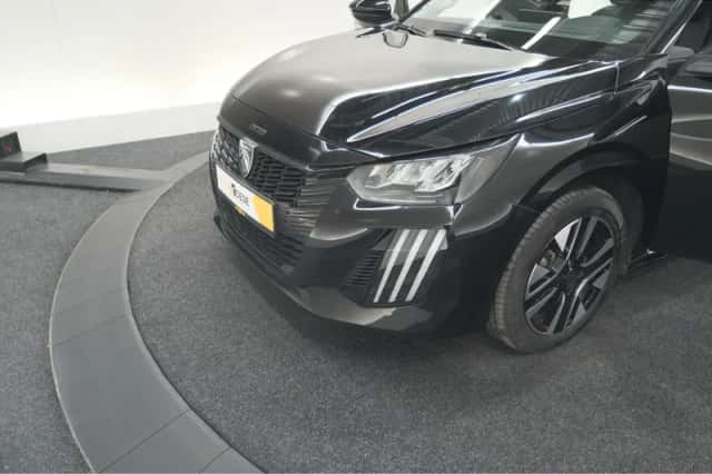 Peugeot 208 (2024) thumbnail 13