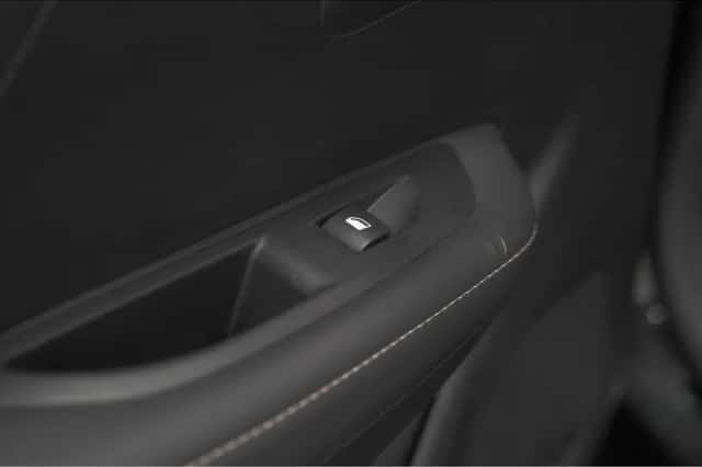 Peugeot 208 (2024) thumbnail 21