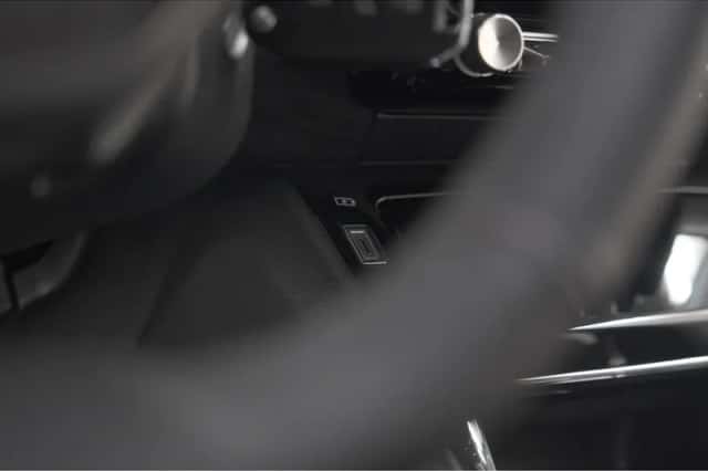 Peugeot 208 (2024) thumbnail 35