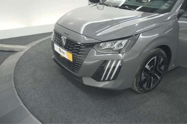 Peugeot 208 (2024) thumbnail 16