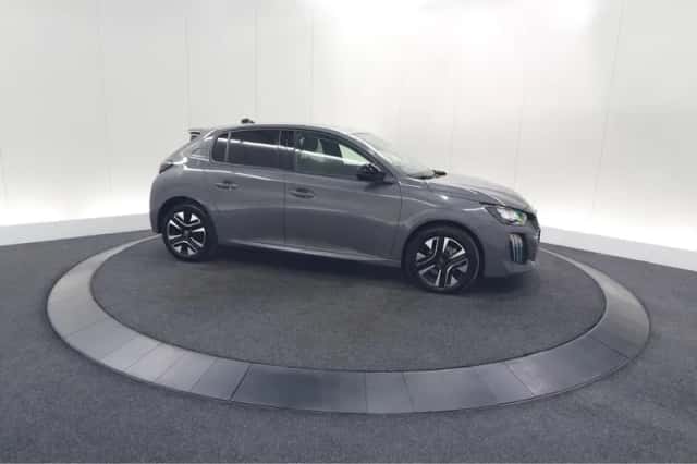 Peugeot 208 (2024) thumbnail 8