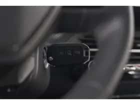 Peugeot 2008 (2024) thumbnail 13
