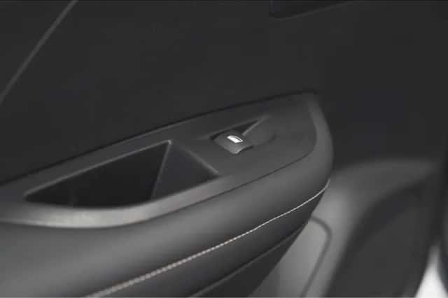 Peugeot 2008 (2024) thumbnail 27