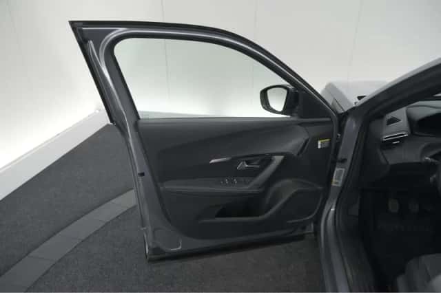 Peugeot 2008 (2024) thumbnail 63