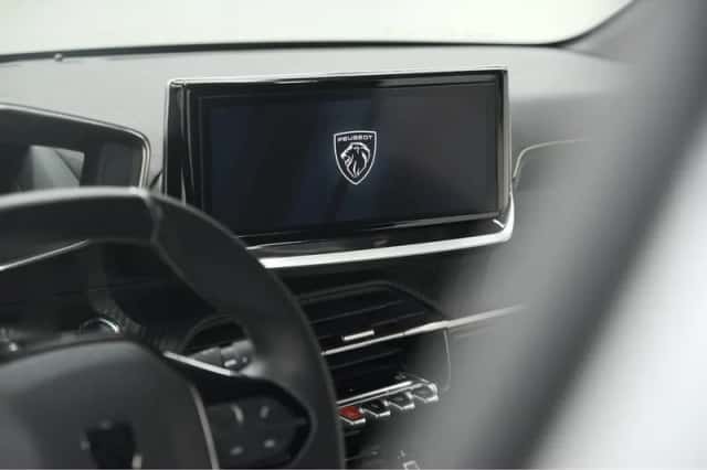 Peugeot 208 (2024) thumbnail 39