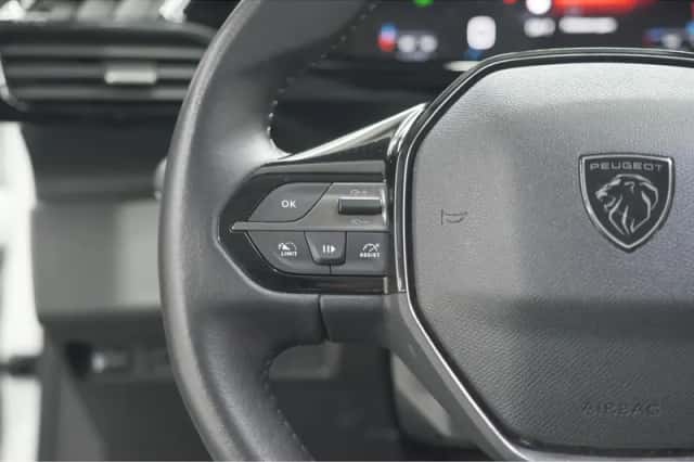 Peugeot 308 (2022) thumbnail 16