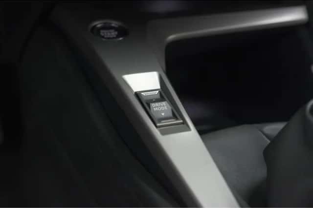 Peugeot 308 (2022) thumbnail 25