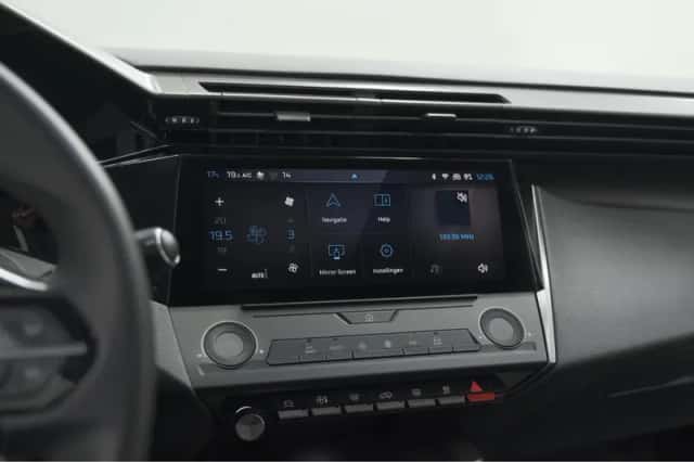 Peugeot 308 (2022) thumbnail 28